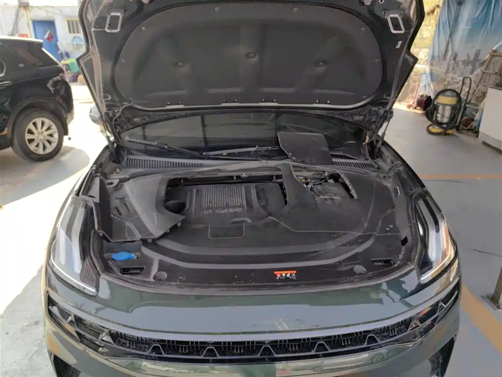 Lynk & Co 06 2023 Remix 1.5T Hero купить на сайте DeffCars