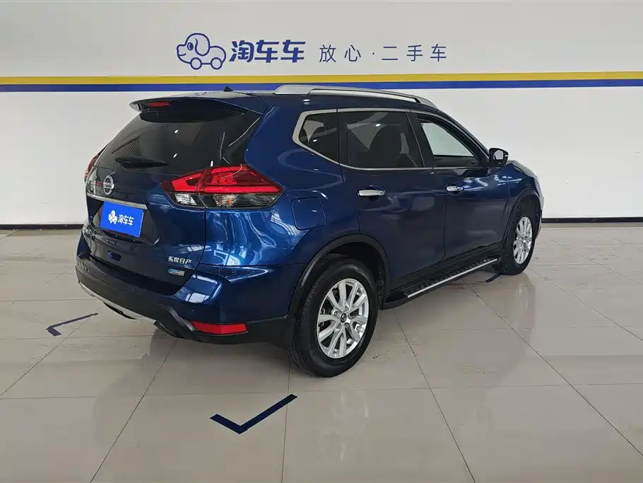 X-Trail 2017 2.0L CVT Comfort Edition 2WD купить на сайте DeffCars