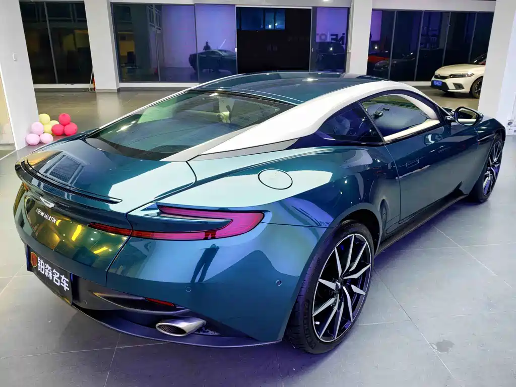 Astonmartin DB11 2019 4.0T V8 Coupe купить на сайте DeffCars