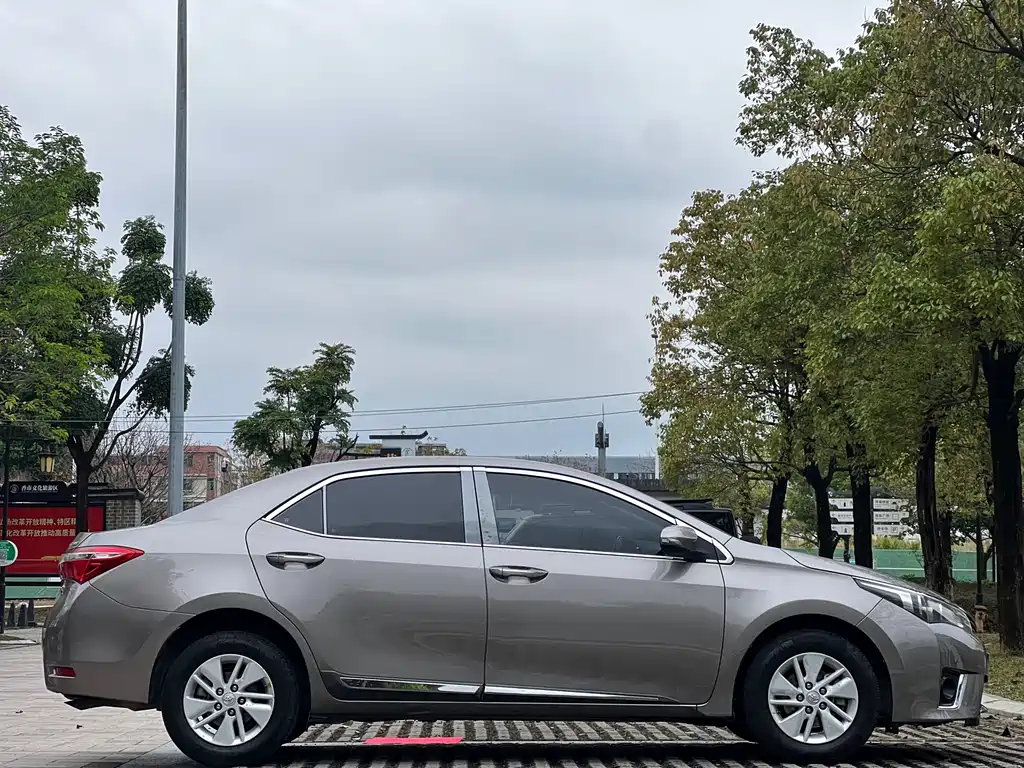 Corolla 2017 1.2T CVT GL купить на сайте DeffCars