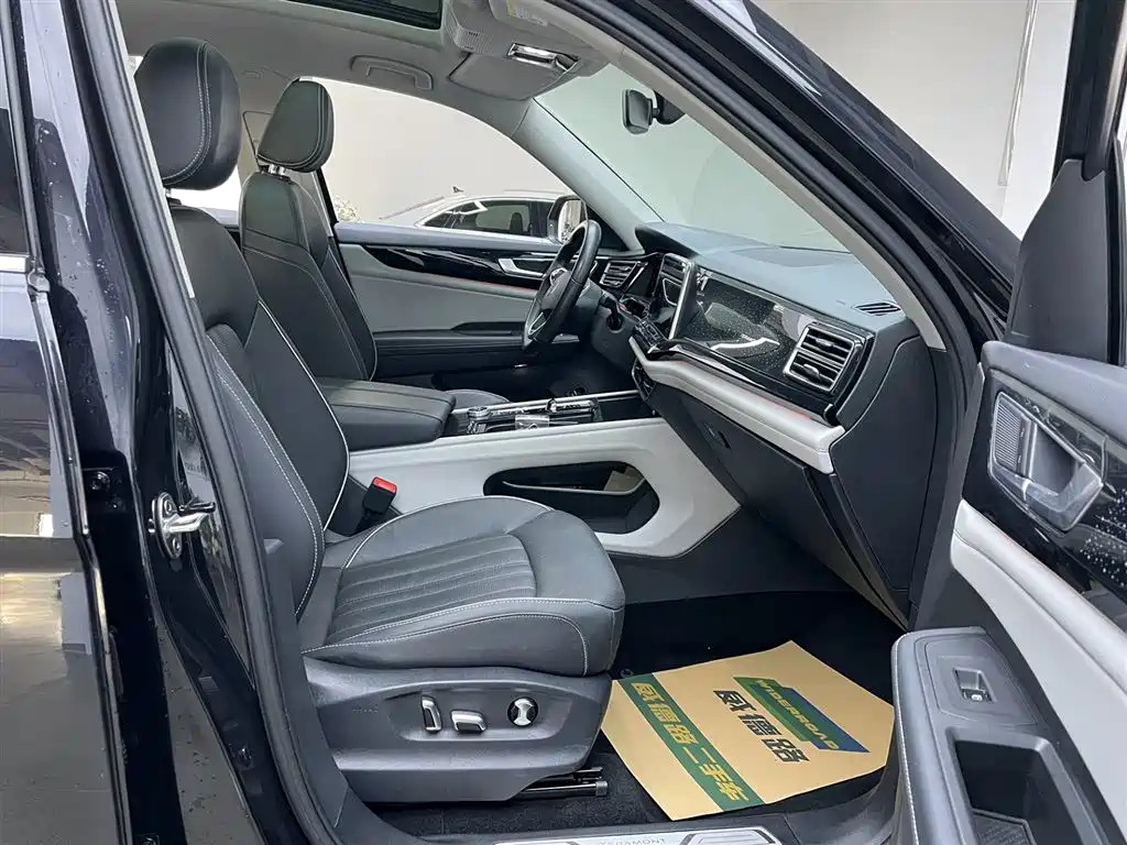 Touron 2021 380TSI four-wheel drive luxury version купить на сайте DeffCars