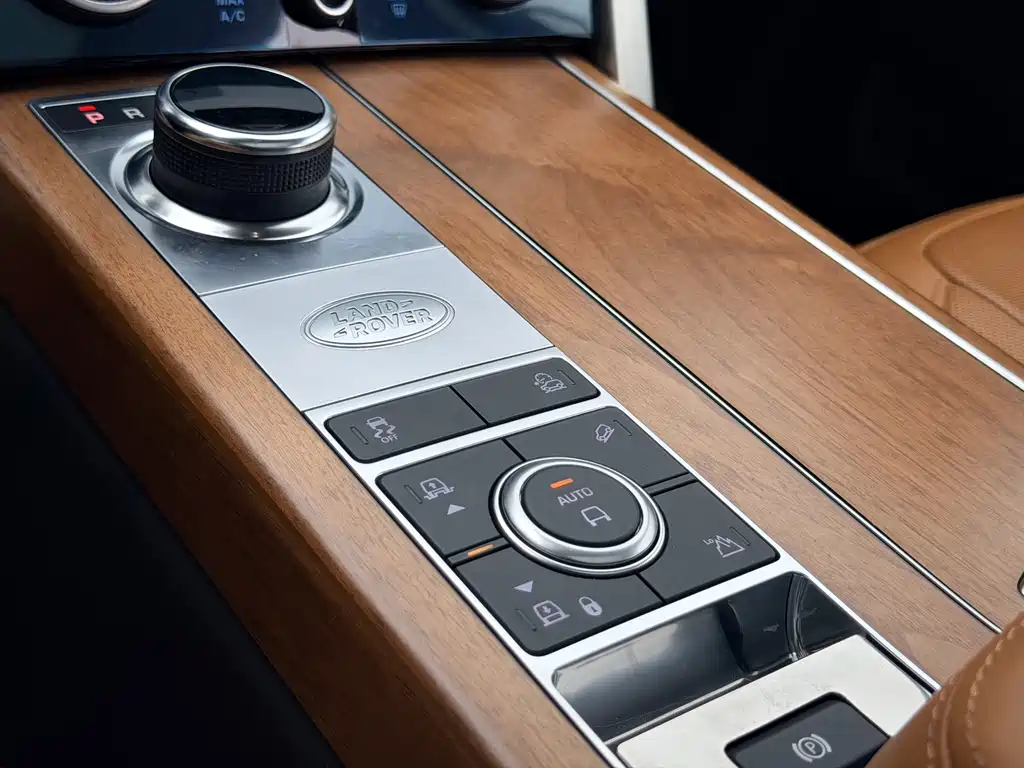 Range Rover 2020 3.0 L6 Honor Creation Extended Edition купить на сайте DeffCars