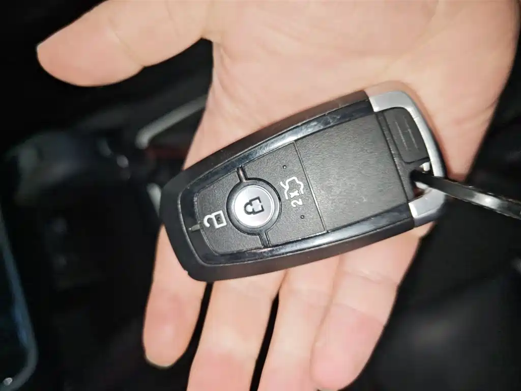Focus 2022 Sedan EcoBoost 180 Automatic ST Line купить на сайте DeffCars