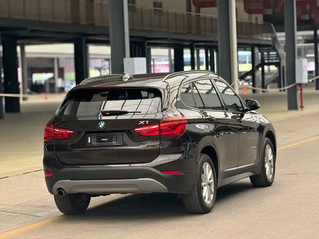 BMW X1 2016 sDrive18Li Fashion Model купить на сайте DeffCars