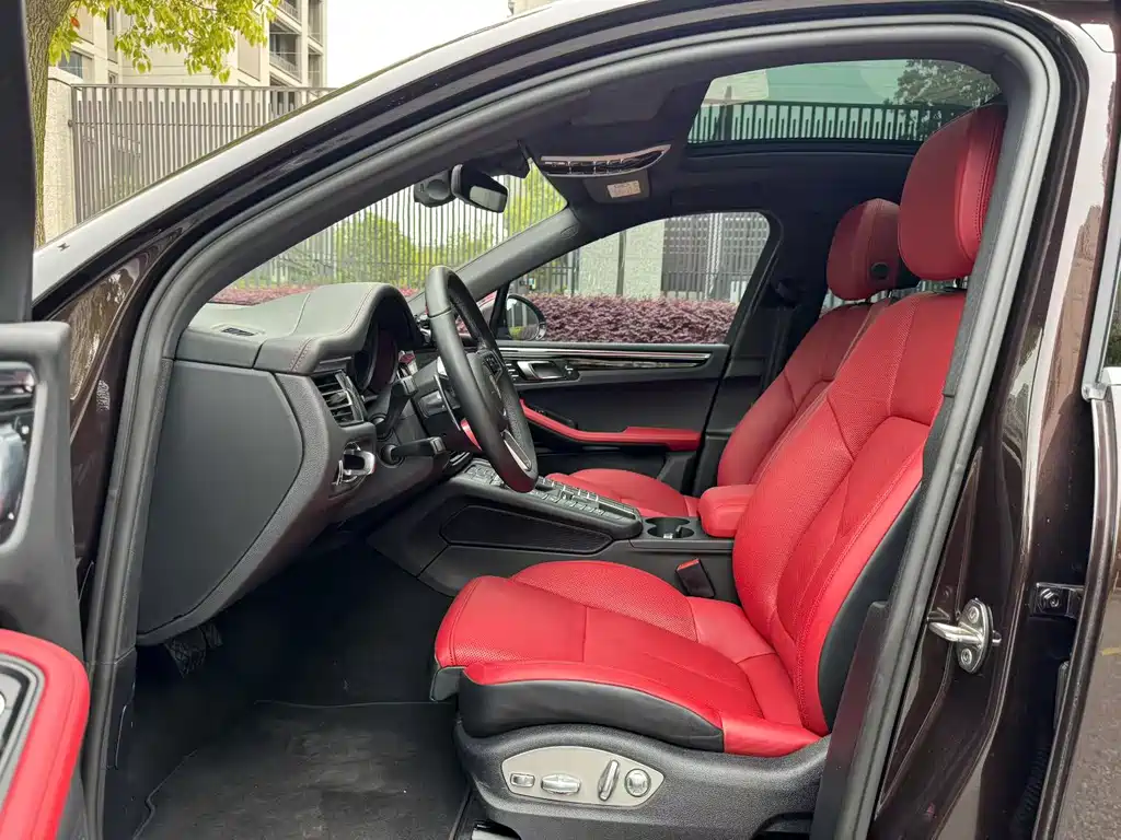 Macan 2021 Macan S 3.0T купить на сайте DeffCars