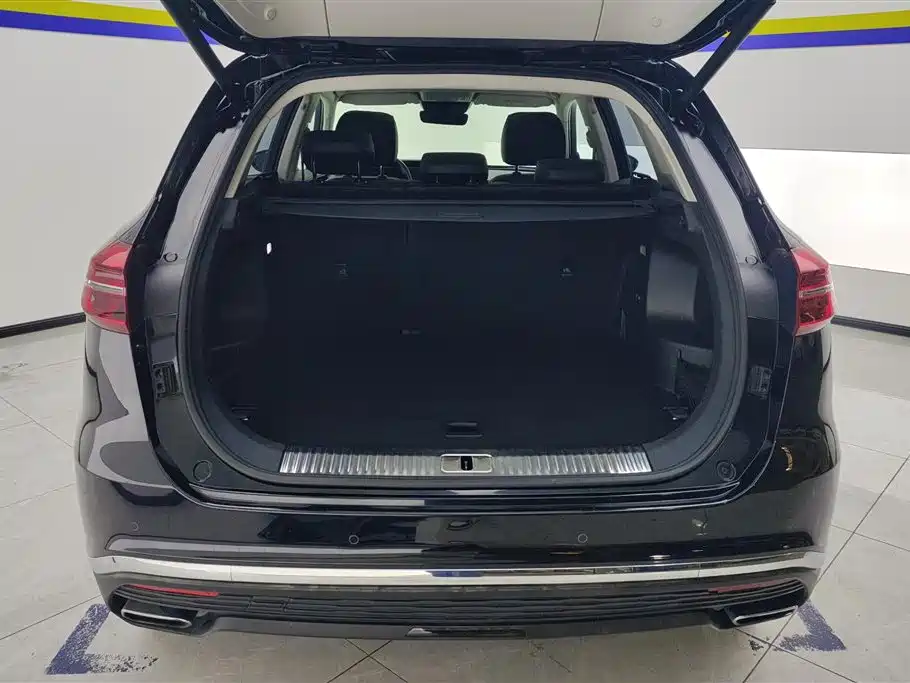 Hongqi HS5 2022 facelift 2.0T Zhilian Flagship Edition купить на сайте DeffCars