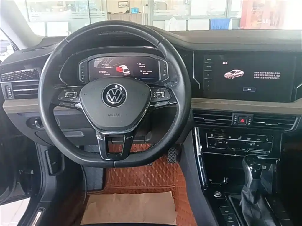 Passat 2021 330TSI Deluxe Edition купить на сайте DeffCars