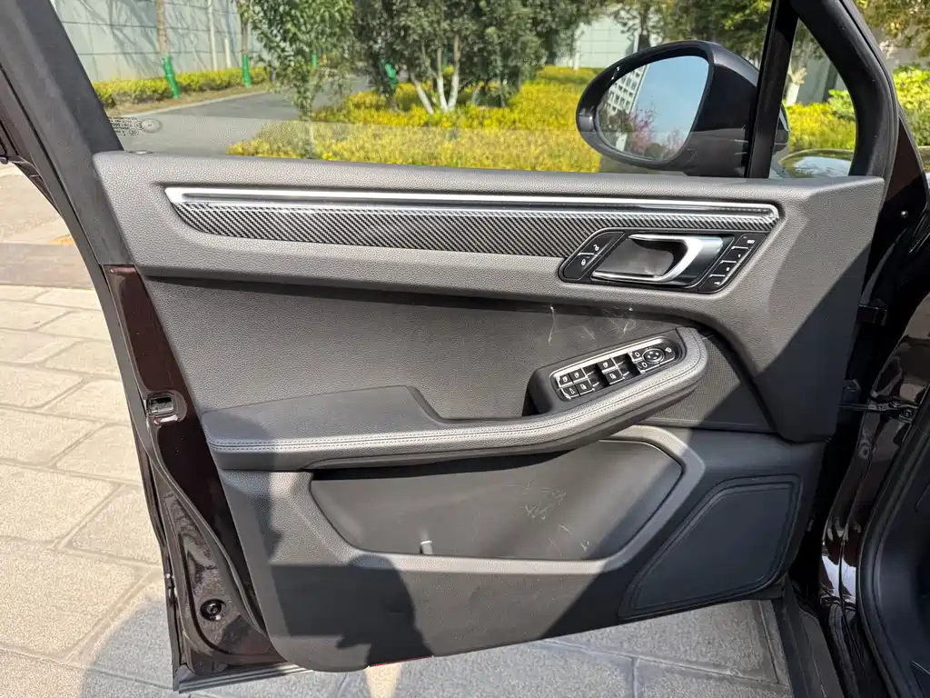 Macan 2018 Macan 2.0T купить на сайте DeffCars