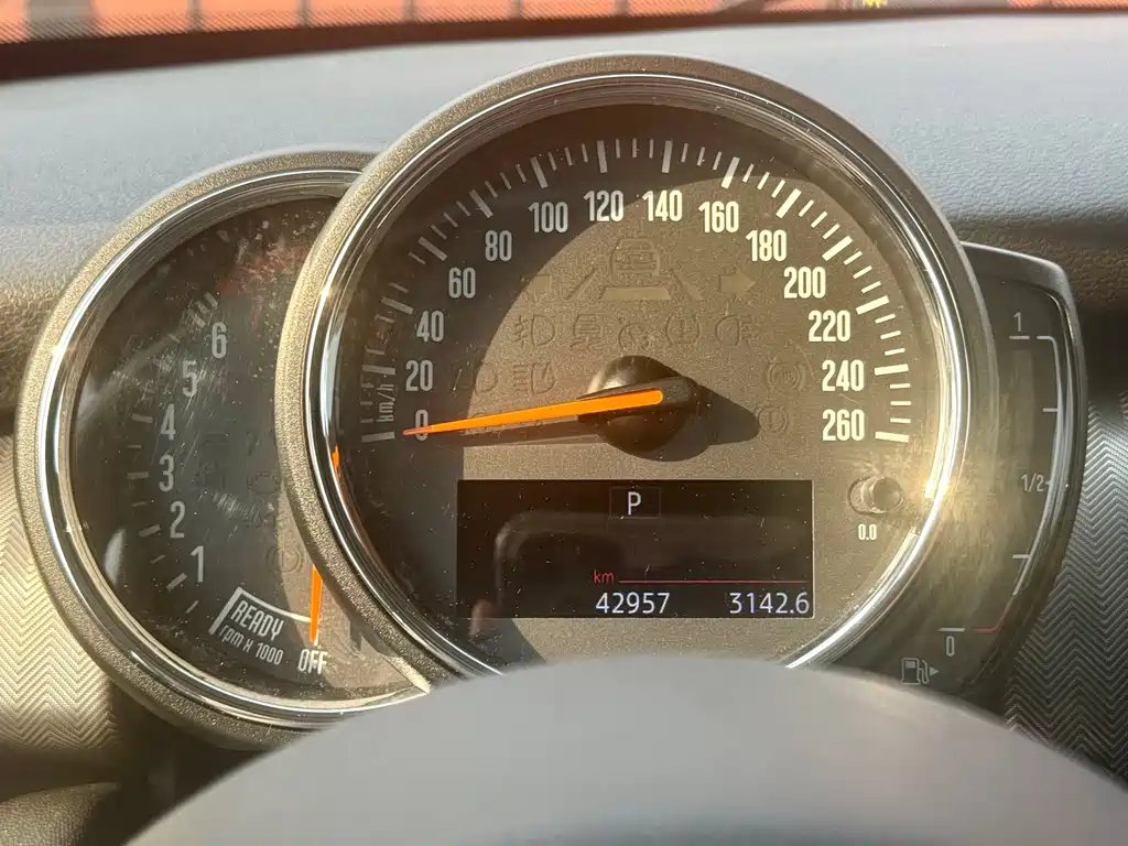 MINI 2018 1.5T COOPER Artist купить на сайте DeffCars