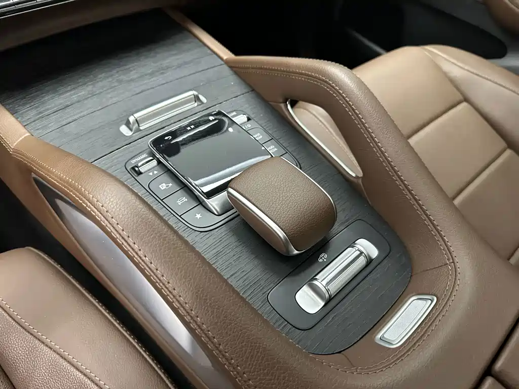 Mercedes gls 2024 450 4MATIC Fashion Edition купить на сайте DeffCars