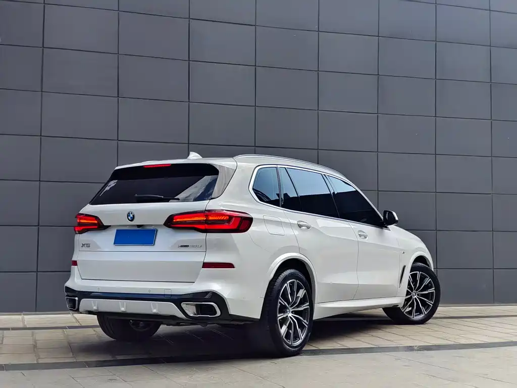 BMW X5 2022 facelift xDrive 30Li M sports package купить на сайте DeffCars