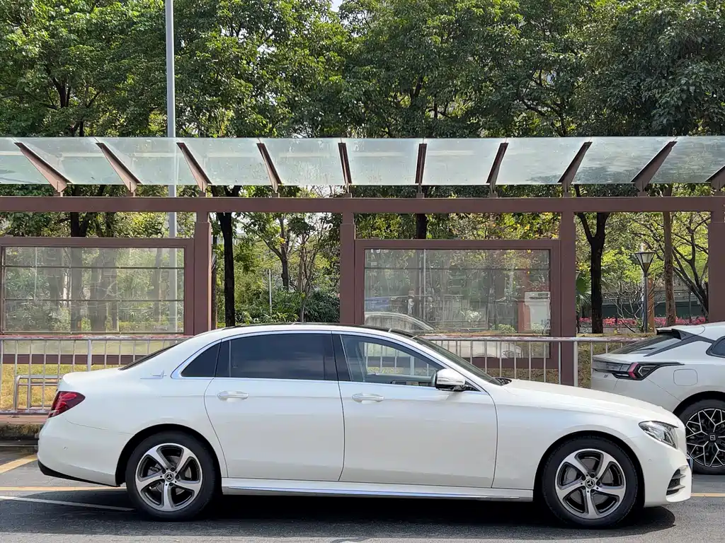 Mercedes-Benz E-Class 2017 E 300 L Sports Luxury купить на сайте DeffCars