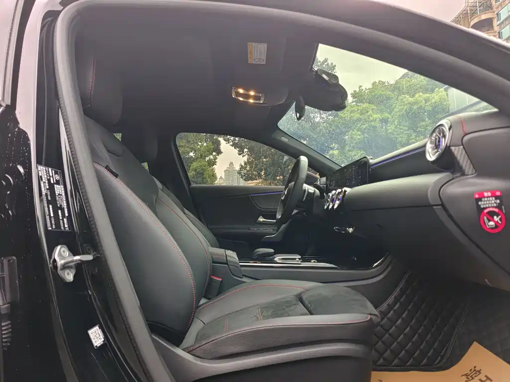 Mercedes-Benz A-Class 2024 A 200 L Fashion купить на сайте DeffCars
