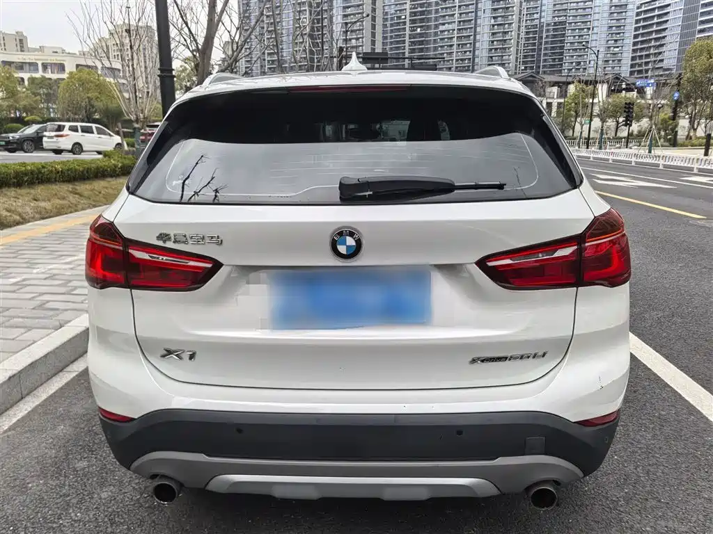 BMW X1 2019 xDrive20Li Exclusive Model купить на сайте DeffCars