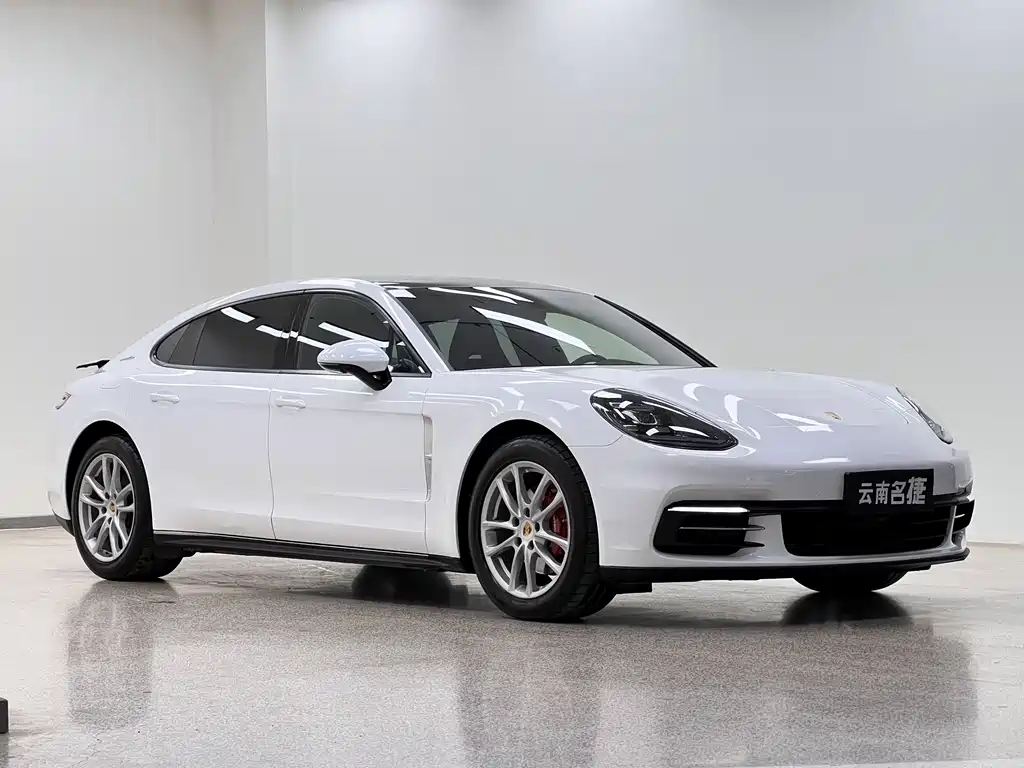 Panamera 2017 Panamera 4 Executive Extended Edition 3.0T купить на сайте DeffCars