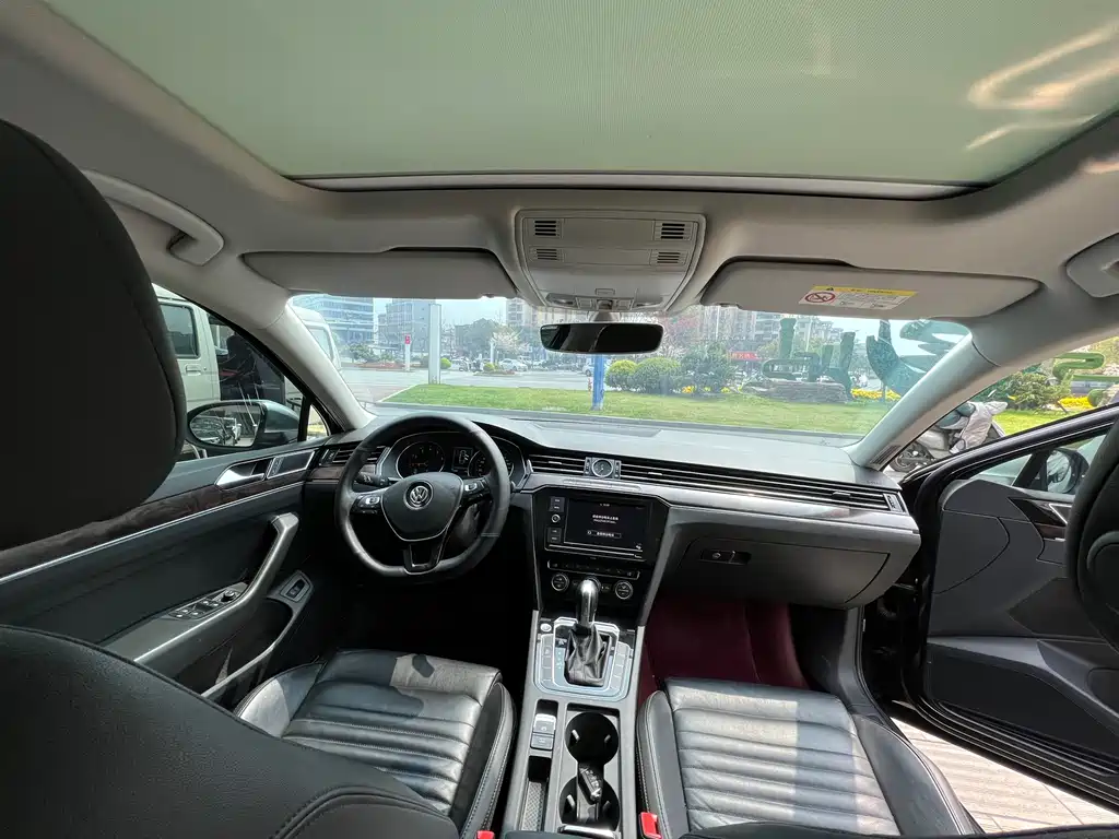 Magotan 2019 330TSI DSG luxury model National VI купить на сайте DeffCars