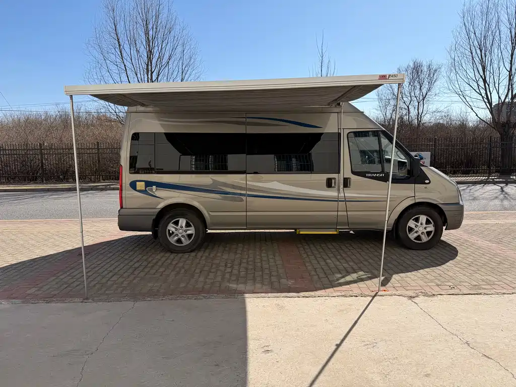 New generation Transit 2016 2.2T long-axle 6-seater high-roof multi-purpose vehicle купить на сайте DeffCars