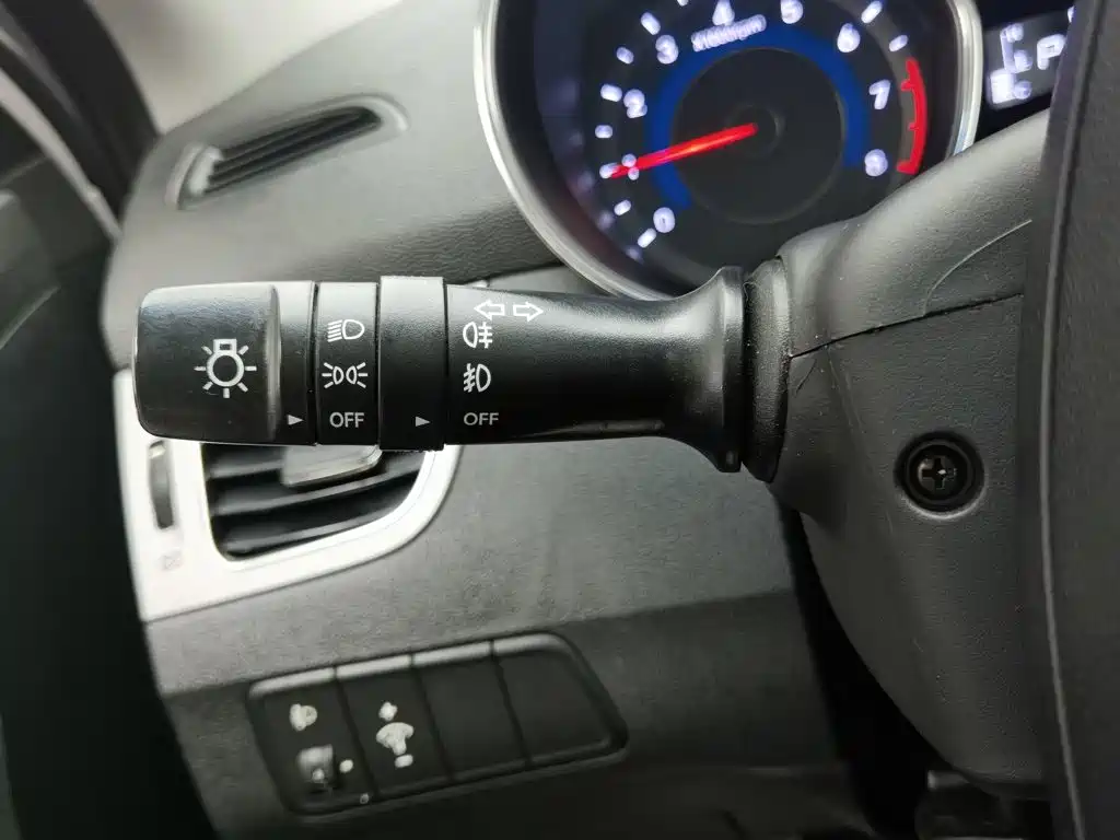 Langdong 2012 1.6L automatic leading model купить на сайте DeffCars