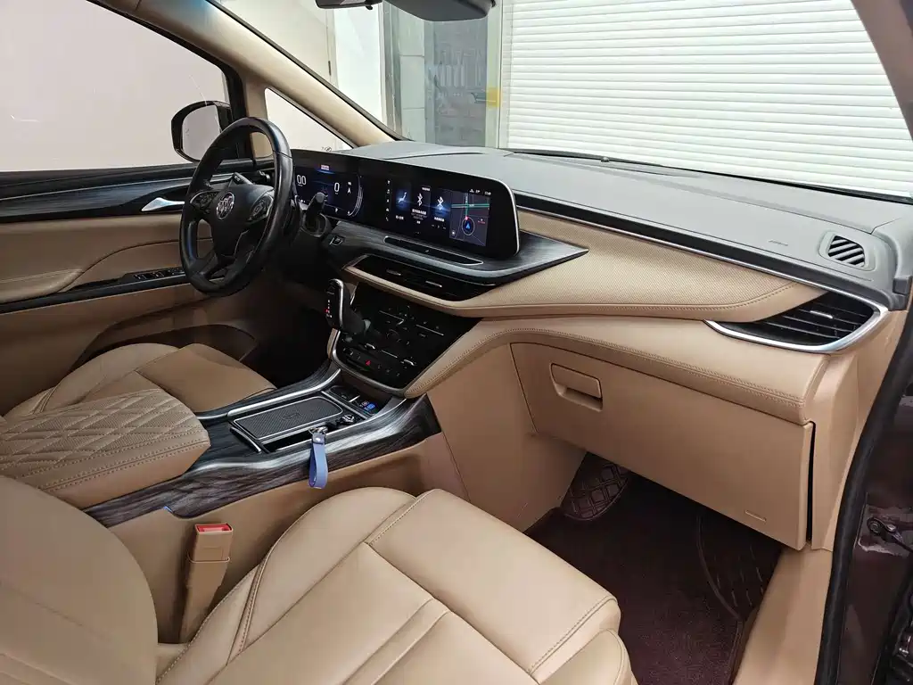 Buick GL8 2021 ES Lu Zun 653T Exclusive model купить на сайте DeffCars