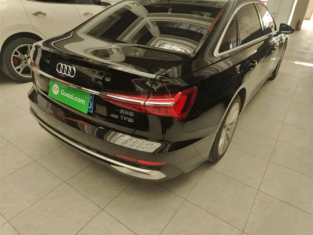 Audi A6L 2024 45 TFSI Premium Dynamic Model купить на сайте DeffCars