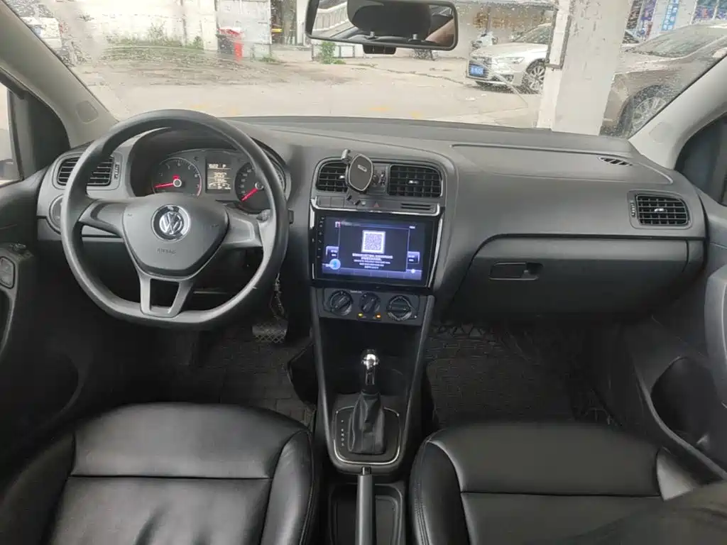 Polo 2016 1.4L automatic fashion model купить на сайте DeffCars
