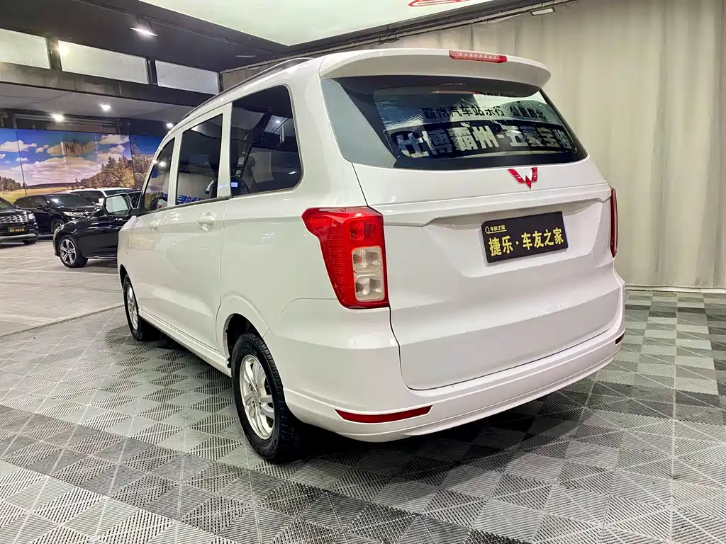 Wuling Hongguang 2019 1.5L S Standard National VI LAR купить на сайте DeffCars