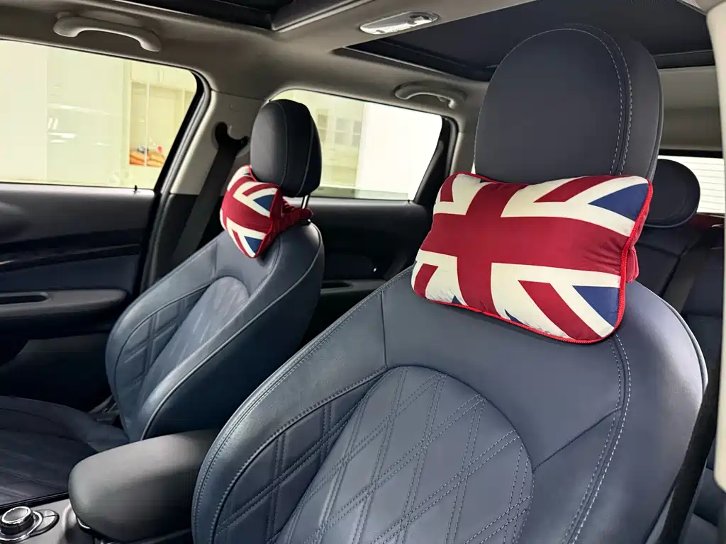 MINI CLUBMAN 2023 1.5T COOPER Connoisseur купить на сайте DeffCars