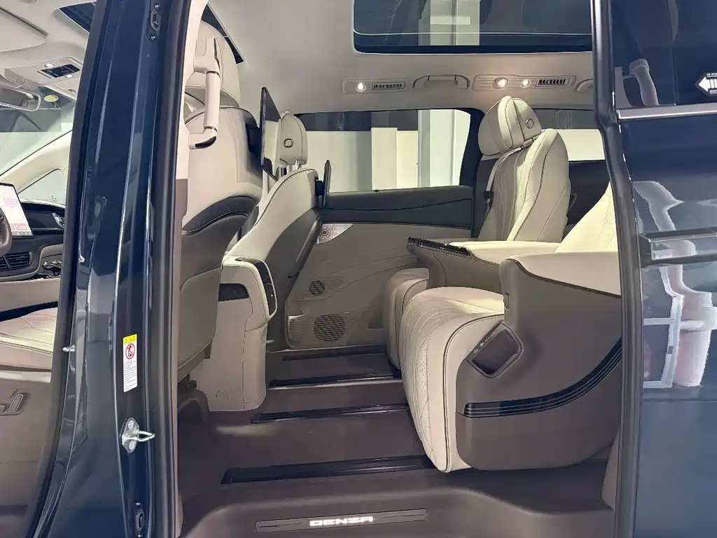 Denza D9 2022 DM-i 970 four-wheel drive flagship model купить на сайте DeffCars