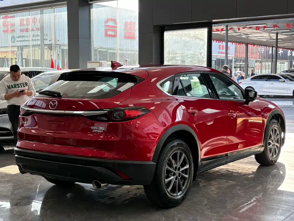 Mazda CX-4 2021 2.0L automatic two-wheel drive Blue Sky Vitality Edition купить на сайте DeffCars