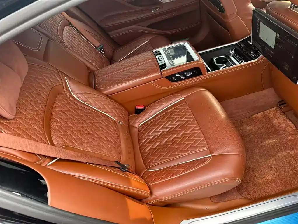BMW 7 Series 2021 740Li xDrive Executive M Sports Package купить на сайте DeffCars