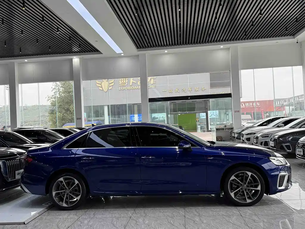 Audi A4L 2020 40 TFSI Fashionable and Dynamic купить на сайте DeffCars