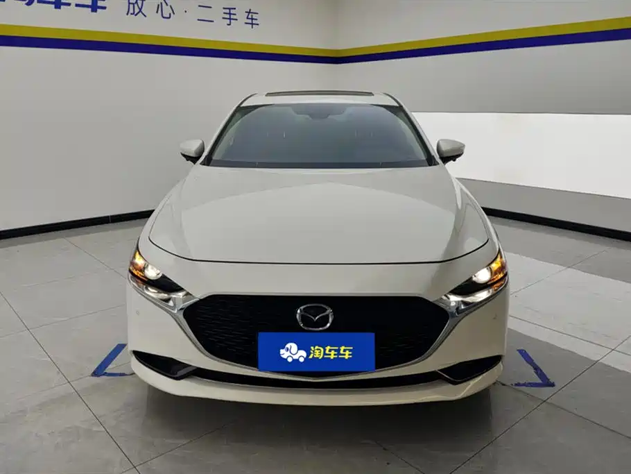 Mazda3 Angkesela 2021 2.0L Automatic Premium Edition купить на сайте DeffCars