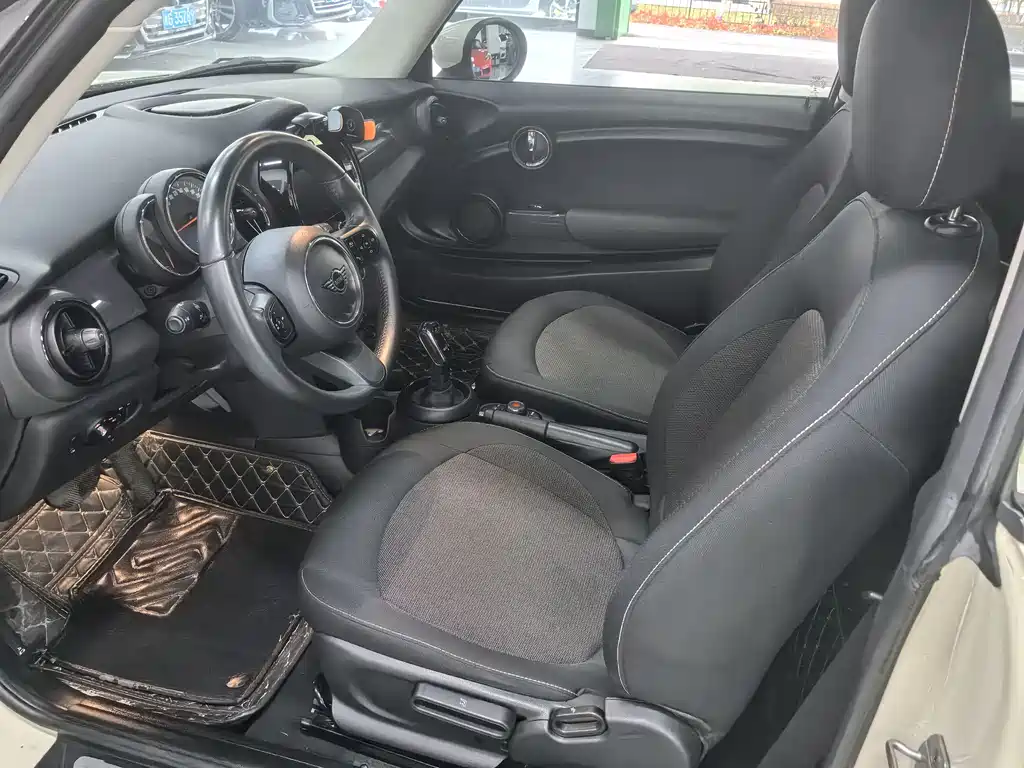 MINI 2022 facelift 1.5T ONE купить на сайте DeffCars