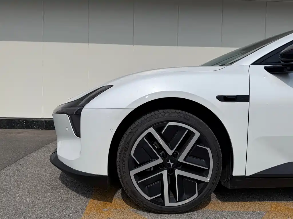 Xpeng MONA M03 2025 model 600 long battery life Max купить на сайте DeffCars