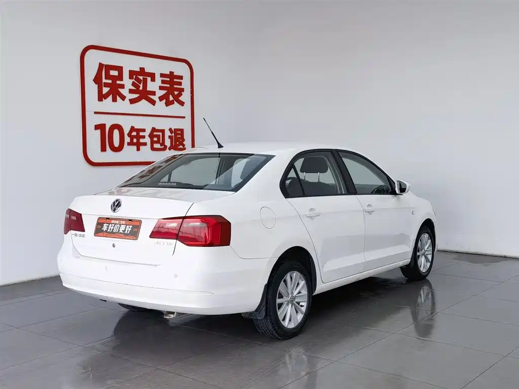 Jetta 2015 1.6L manual comfort model купить на сайте DeffCars