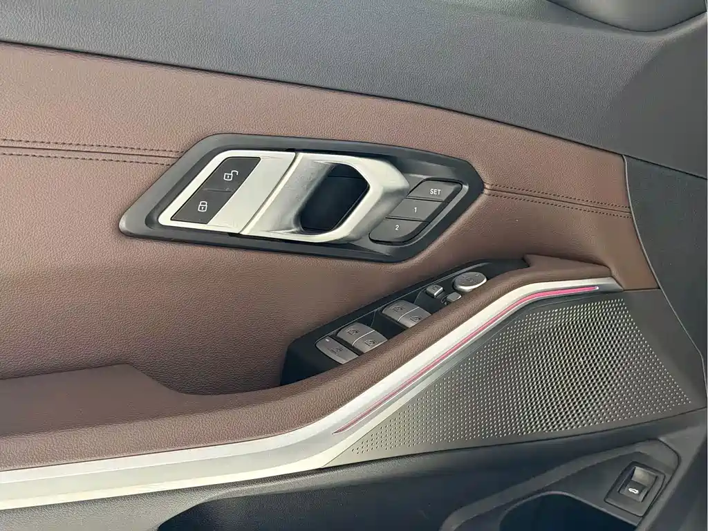 BMW 3 Series 2024 325Li M Sports Package купить на сайте DeffCars
