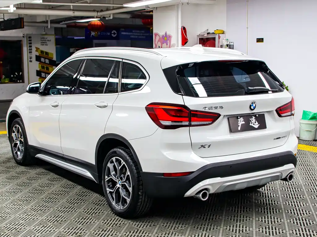 BMW X1 2022 sDrive20Li Fashion Model купить на сайте DeffCars