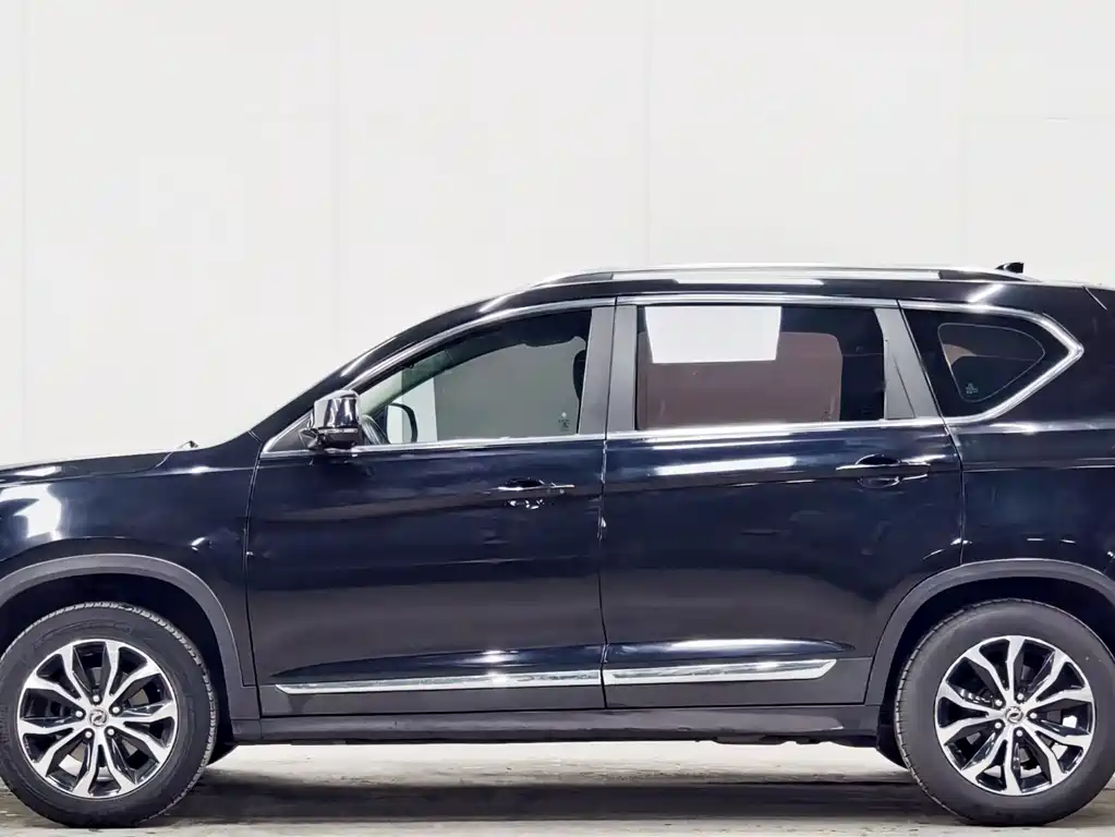 Jingyi X5 2017 1.6L manual luxury model купить на сайте DeffCars