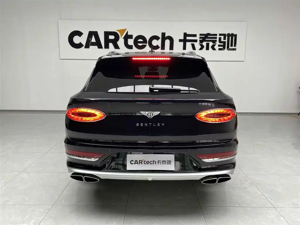 Bentayga 2023 4.0T V8 Long Wheelbase Yadu Edition купить на сайте DeffCars