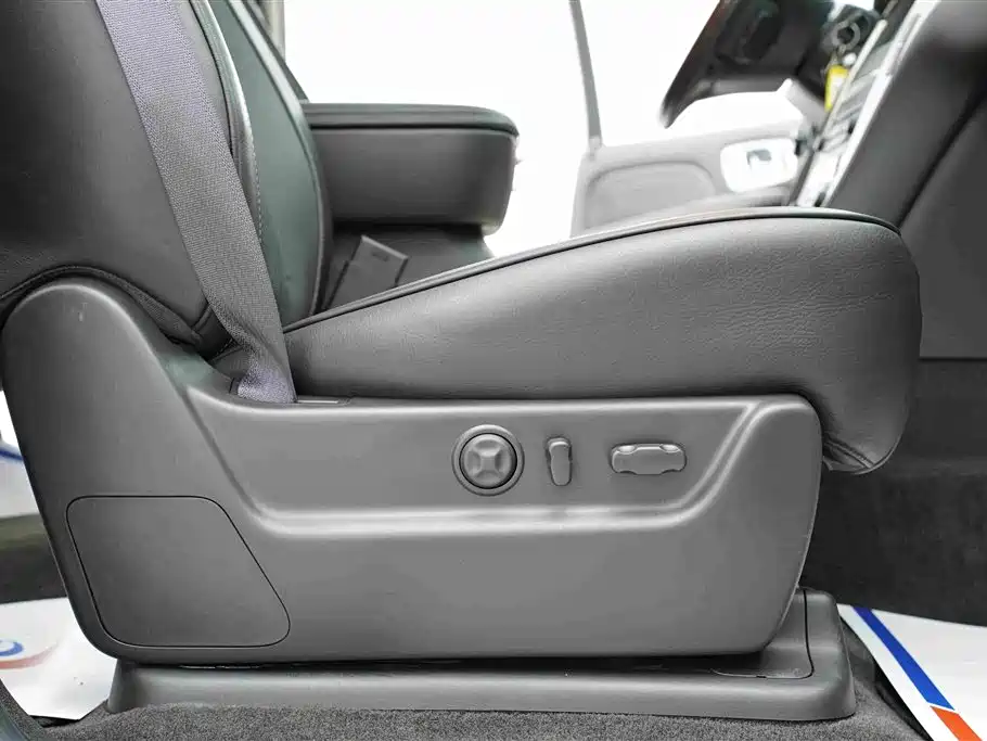 ESCALADE 2013 6.2L ESV Platinum Edition Extended Type купить на сайте DeffCars