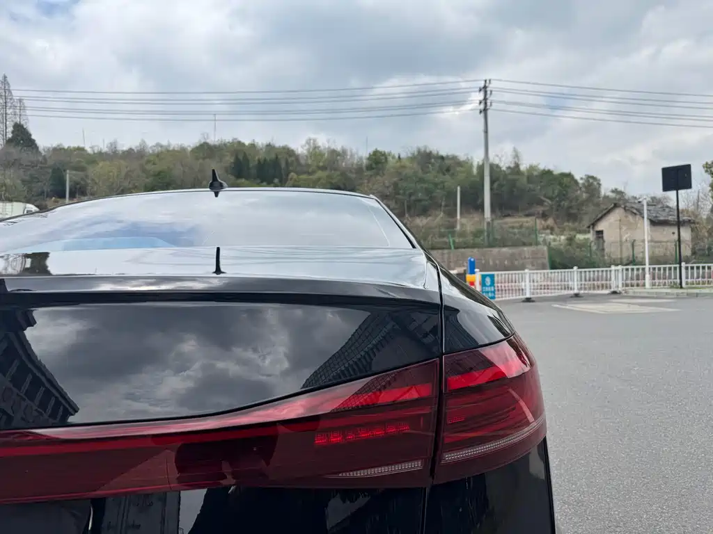 Passat 2023 330TSI Starry Sky Elite Edition купить на сайте DeffCars