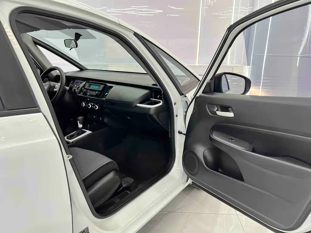 Fit 2021 1.5L CVT Trendy Edition купить на сайте DeffCars