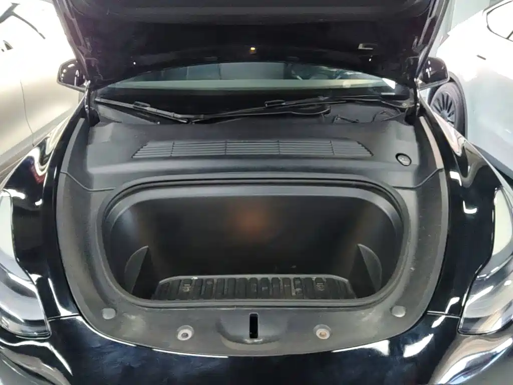 Model Y 2021 standard range rear-wheel drive version купить на сайте DeffCars