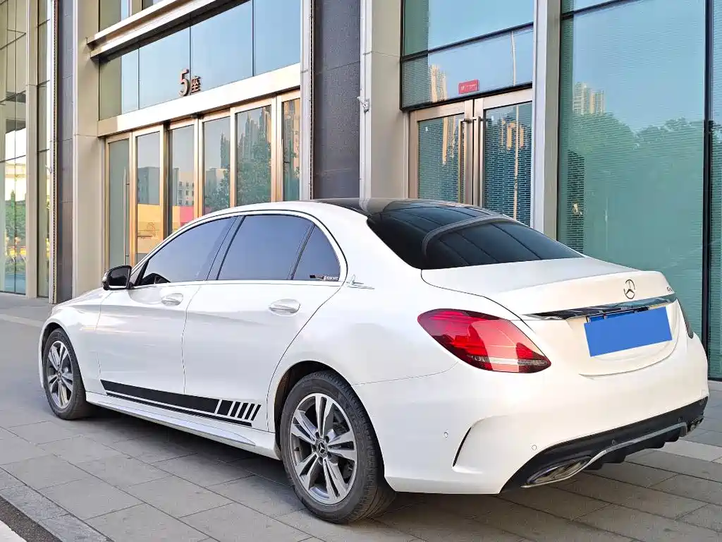 Mercedes-Benz C-Class 2019 C 180 L Fashionable Sports Edition купить на сайте DeffCars