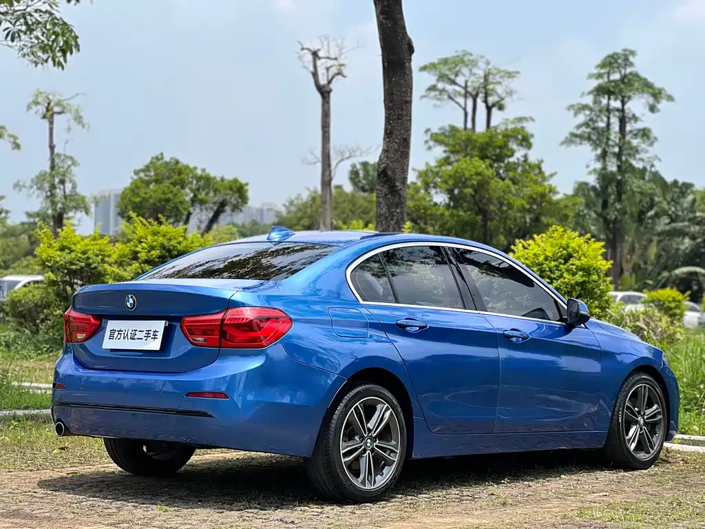BMW 1 Series 2018 118i Sports купить на сайте DeffCars