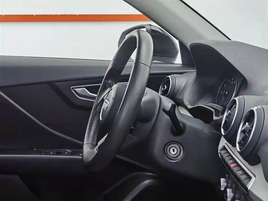 Audi Q2L 2020 35 TFSI aggressive and dynamic model купить на сайте DeffCars