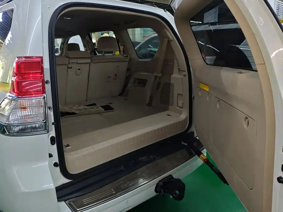 Prado imported 2010 2.7L automatic luxury version купить на сайте DeffCars