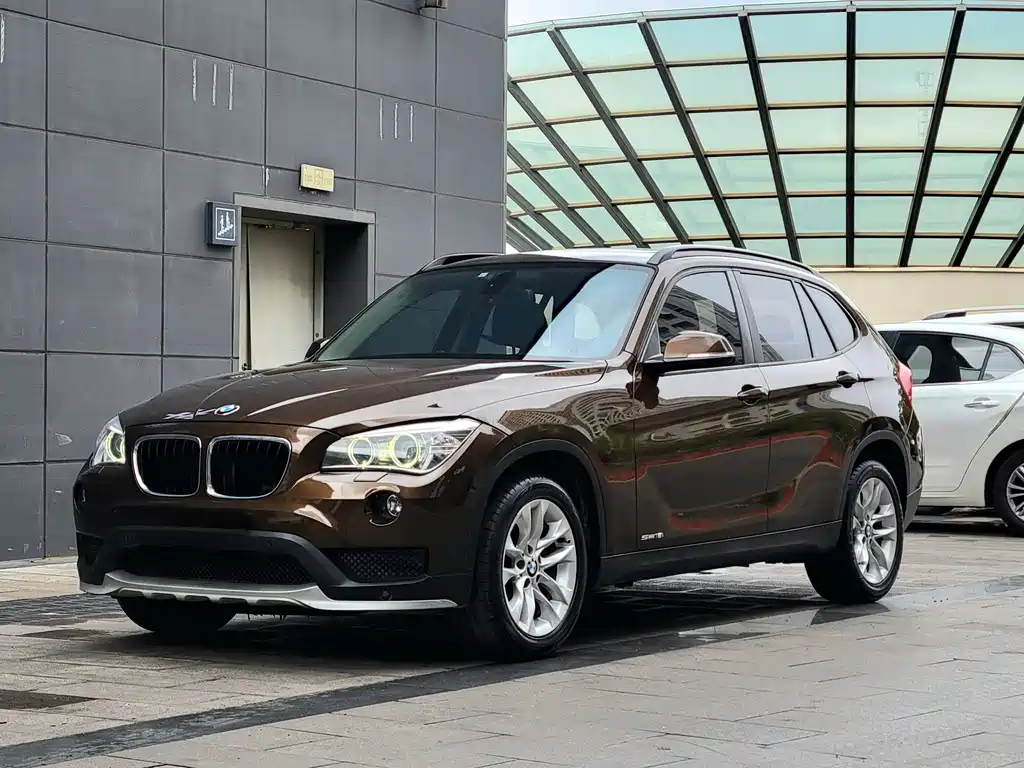 BMW X1 2014 sDrive18i leading model купить на сайте DeffCars