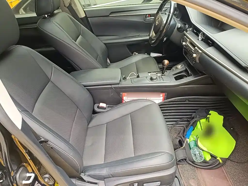 Lexus ES 2014 300h Elite Edition купить на сайте DeffCars