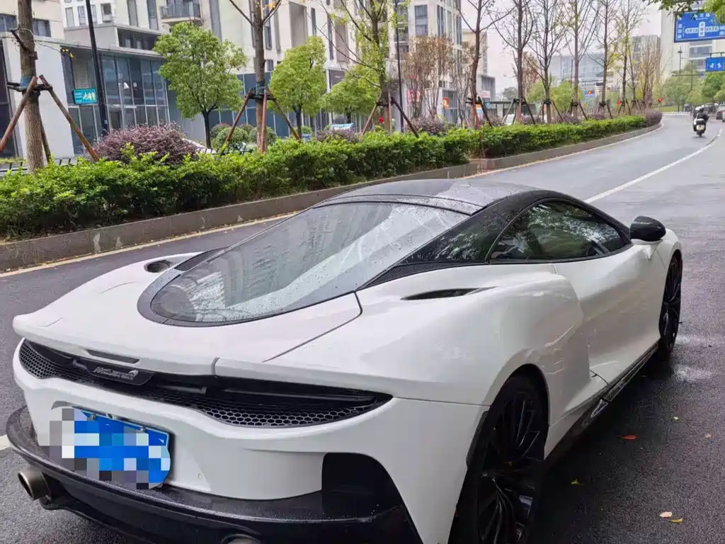 McLaren GT 2022 4.0T standard model купить на сайте DeffCars